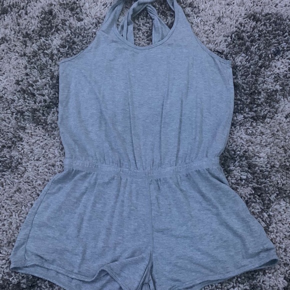 Romper - Picture 2 of 2